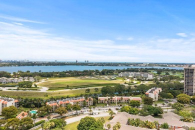 2-bed, 2-bath 2nd-floor condo! Bright & airy w/ natural light on The President Country Club in Florida - for sale on GolfHomes.com, golf home, golf lot