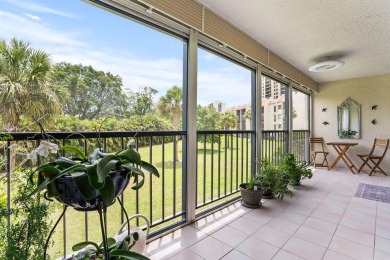 2-bed, 2-bath 2nd-floor condo! Bright & airy w/ natural light on The President Country Club in Florida - for sale on GolfHomes.com, golf home, golf lot