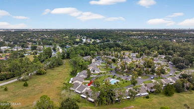 ***Motivated Seller*** Discover this end-unit 2-bedroom, 2-bath on The Club At Pelican Bay - North Course in Florida - for sale on GolfHomes.com, golf home, golf lot