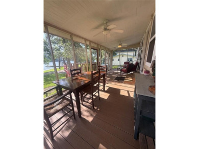 Wonderful lake front home in the piney woods of East Texas on Pine Dunes Golf Course in Texas - for sale on GolfHomes.com, golf home, golf lot