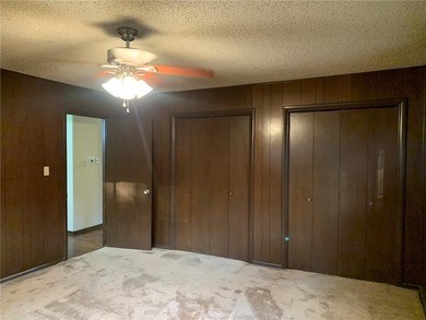 Quite neighborhood with minimal automobile traffic flow. Located on DeSoto Golf Course in Arkansas - for sale on GolfHomes.com, golf home, golf lot