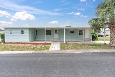Spacious  Inviting Corner Lot Home in Palm Hill Country Club - on Palm Hill Golf Club in Florida - for sale on GolfHomes.com, golf home, golf lot