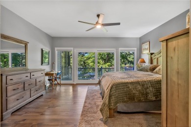 Enjoy fresh lake breezes, scenic views, and a lifestyle that on Keowee Key Golf and Country Club in South Carolina - for sale on GolfHomes.com, golf home, golf lot