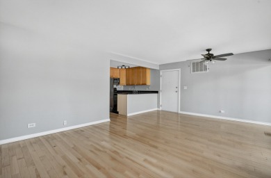 LOCATION, LOCATION, LOCATION!  Experience year-round on River Bend Golf Club in Illinois - for sale on GolfHomes.com, golf home, golf lot
