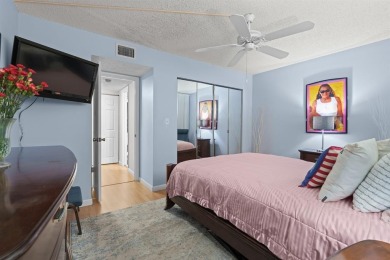 An incredible and immaculate 2 bedroom 2 bath condo in Weston on Bonaventure Country Club in Florida - for sale on GolfHomes.com, golf home, golf lot