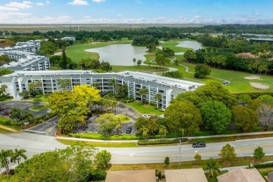 An incredible and immaculate 2 bedroom 2 bath condo in Weston on Bonaventure Country Club in Florida - for sale on GolfHomes.com, golf home, golf lot