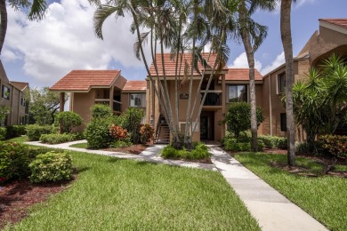 Immaculate 2BR/2BA condo in highly desirable Indian Spring on Indian Spring Golf and Country Club in Florida - for sale on GolfHomes.com, golf home, golf lot