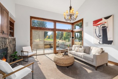 This beautiful 3-bed, 3.5-bath Painted Ridge townhome in the on Broken Top Club in Oregon - for sale on GolfHomes.com, golf home, golf lot