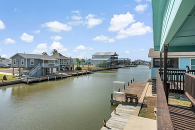 Charming Island-Style 2/2 home in Holiday Beach! This on Lamar Golf Course in Texas - for sale on GolfHomes.com, golf home, golf lot