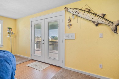 Charming Island-Style 2/2 home in Holiday Beach! This on Lamar Golf Course in Texas - for sale on GolfHomes.com, golf home, golf lot