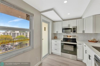 Completely and magnificently updated PENTHOUSE unit with on Palm-Aire Country Club and Resort - Palms in Florida - for sale on GolfHomes.com, golf home, golf lot