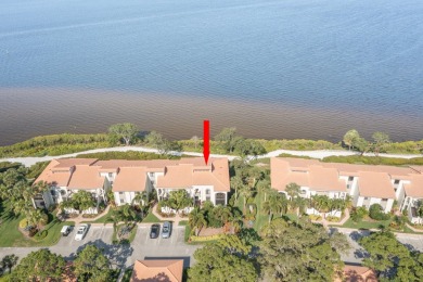 Wonderful FIRST FLOOR 3 bedroom/2 bath condo located in the on Harbour Ridge Yacht and Country Club in Florida - for sale on GolfHomes.com, golf home, golf lot