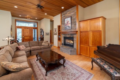 Stunning Norman-built home located in the prestigious gated on Awbrey Glen Golf Club in Oregon - for sale on GolfHomes.com, golf home, golf lot