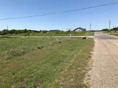 Corner lot located in 24-7 gated community located north on one on White Bluff Resort - Old Course in Texas - for sale on GolfHomes.com, golf home, golf lot