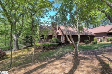 Welcome to 32 Creekside Way, a highly sought-after 3-bedroom on Pebble Creek Golf Club in South Carolina - for sale on GolfHomes.com, golf home, golf lot