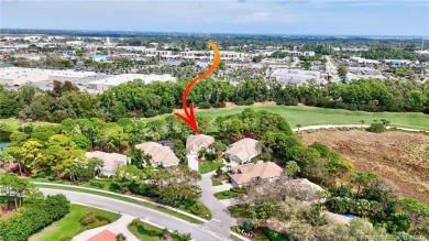 Charming cottage, nestled in a cul de sac, overlooking the 2nd on Willoughby Golf Club in Florida - for sale on GolfHomes.com, golf home, golf lot