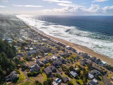 MOTIVATED SELLERS. Living here is a beach-lover's paradise! on Chinook Winds Golf Resort in Oregon - for sale on GolfHomes.com, golf home, golf lot