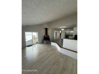 Charming 1,762 Sq. Ft. Condo in Lake Tansi Resort - Prime on Lake Tansi Village Country Club in Tennessee - for sale on GolfHomes.com, golf home, golf lot