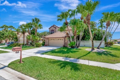 ALL AGES community! Spacious 3 bed, 3 bath corner-lot single on Aberdeen Golf and Country Club in Florida - for sale on GolfHomes.com, golf home, golf lot