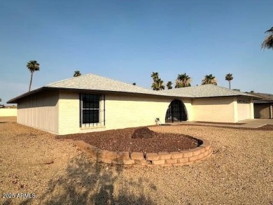 Affordable, rare 3BD/2BT ''Castillo'' model home on a large lot! on Pebblebrook Golf Course in Arizona - for sale on GolfHomes.com, golf home, golf lot