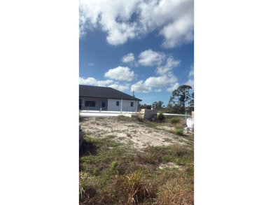 LOCATION!!! Build your dream home in an unbeatable setting. This on Rotonda Golf and Country Club The Links Course in Florida - for sale on GolfHomes.com, golf home, golf lot