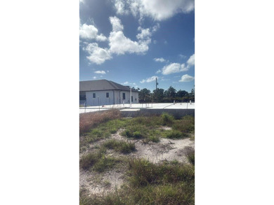 LOCATION!!! Build your dream home in an unbeatable setting. This on Rotonda Golf and Country Club The Links Course in Florida - for sale on GolfHomes.com, golf home, golf lot