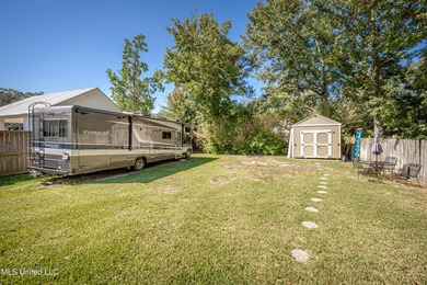 Charming Cottage in Downtown Ocean Springs - Walk to Beach & on Gulf Hills Golf Club in Mississippi - for sale on GolfHomes.com, golf home, golf lot