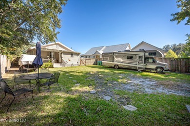 Charming Cottage in Downtown Ocean Springs - Walk to Beach & on Gulf Hills Golf Club in Mississippi - for sale on GolfHomes.com, golf home, golf lot