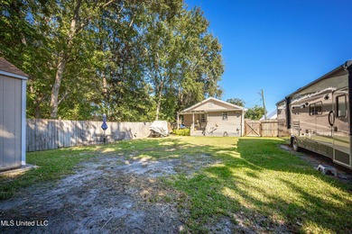 Charming Cottage in Downtown Ocean Springs - Walk to Beach & on Gulf Hills Golf Club in Mississippi - for sale on GolfHomes.com, golf home, golf lot