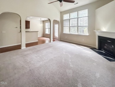 Stunning  Heritage North 3 bedroom/ 2.5 bath townhome with a 2 on Heritage Golf Club in North Carolina - for sale on GolfHomes.com, golf home, golf lot
