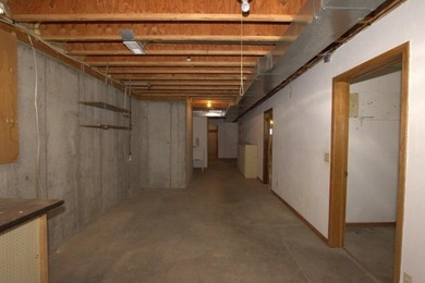 Golf Lover's dream! This spacious 3-sided brick home has plenty on Briarbrook Golf Course in Missouri - for sale on GolfHomes.com, golf home, golf lot