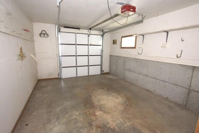 Golf Lover's dream! This spacious 3-sided brick home has plenty on Briarbrook Golf Course in Missouri - for sale on GolfHomes.com, golf home, golf lot