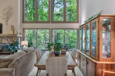 NEW ROOF and motivated sellers in Keowee Key!!! Bargain price on Keowee Key Golf and Country Club in South Carolina - for sale on GolfHomes.com, golf home, golf lot