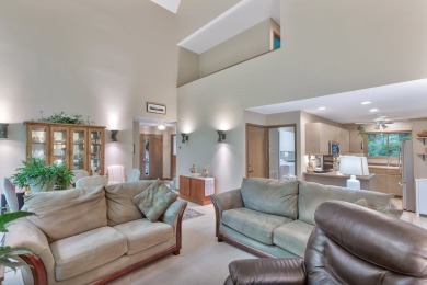 NEW ROOF and motivated sellers in Keowee Key!!! Bargain price on Keowee Key Golf and Country Club in South Carolina - for sale on GolfHomes.com, golf home, golf lot