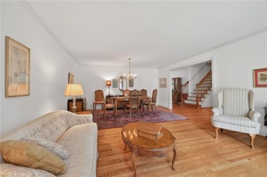 Custom-built one-level living on a quiet cul-de-sac in Ford's on Fords Colony Country Club in Virginia - for sale on GolfHomes.com, golf home, golf lot