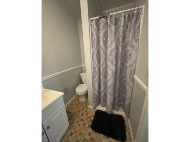 3 bedrooms 3 full bathrooms and walking distance to the Anniston on Anniston Municipal Golf Course in Alabama - for sale on GolfHomes.com, golf home, golf lot