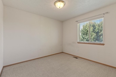 ATTENTION INVESTORS!  Welcome to this wonderful 2 story home on on Meadow Wood Golf Course in Washington - for sale on GolfHomes.com, golf home, golf lot