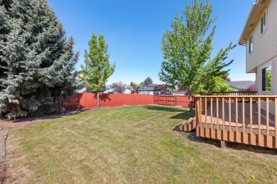 ATTENTION INVESTORS!  Welcome to this wonderful 2 story home on on Meadow Wood Golf Course in Washington - for sale on GolfHomes.com, golf home, golf lot