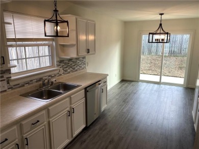 Recently updated 3 Bed Room, 2 Bath Room Home conveniently on Stonebridge Meadows Golf Club in Arkansas - for sale on GolfHomes.com, golf home, golf lot