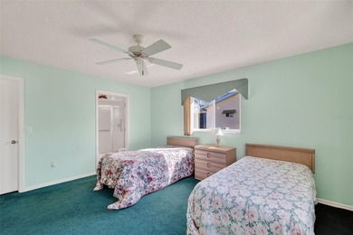 WONDERFUL 2-bedroom, 2-bath home featuring a 17'x10' ENCLOSED on The Links of Spruce Creek in Florida - for sale on GolfHomes.com, golf home, golf lot