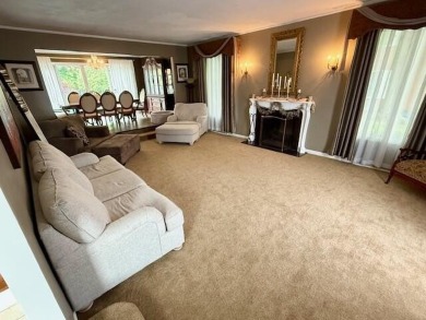Stunning 2 story 4-5 bedrooms, 4.5 baths. Full basement with on Echo Hills Golf Course in Ohio - for sale on GolfHomes.com, golf home, golf lot
