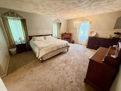 Stunning 2 story 4-5 bedrooms, 4.5 baths. Full basement with on Echo Hills Golf Course in Ohio - for sale on GolfHomes.com, golf home, golf lot
