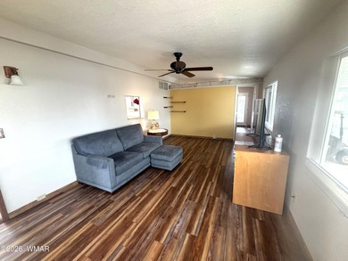 What a charming 2bd/1ba home in desirable Juniper Ridge Resort!! on Juniper Ridge R.V. Golf Resort in Arizona - for sale on GolfHomes.com, golf home, golf lot
