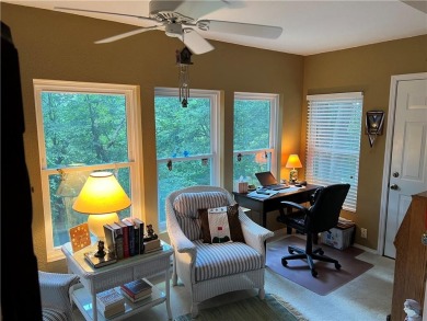 Updated, lake adjacent and only $143 a sq. ft! Perfect, move-in on Bella Vista Country Club - Berksdale in Arkansas - for sale on GolfHomes.com, golf home, golf lot