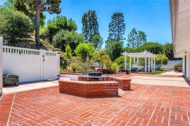 Welcome to this attractive single-story home in the highly on Rolling Hills Country Club in California - for sale on GolfHomes.com, golf home, golf lot