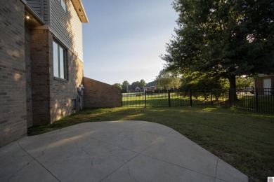 **Stunning Golf Course Retreat** Experience the perfect blend of on Country Club of Paducah in Kentucky - for sale on GolfHomes.com, golf home, golf lot