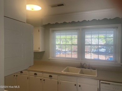 **Charming 2-Bedroom, 2-Bath Condo in Southern Pines**  
 on Knollwood Fairways and Driving  in North Carolina - for sale on GolfHomes.com, golf home, golf lot