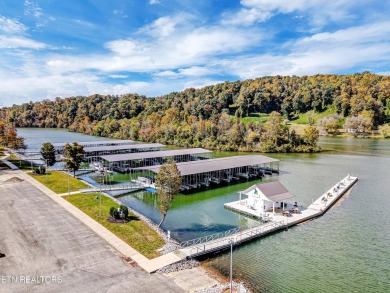 Take a peak into this beautifully maintained 3 bedroom, 2 bath on The Preserve 9 Hole Golf Course in Tennessee - for sale on GolfHomes.com, golf home, golf lot