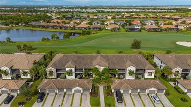 Impeccably maintained first-floor residence, being sold turn key on Lakewood National Golf Club in Florida - for sale on GolfHomes.com, golf home, golf lot