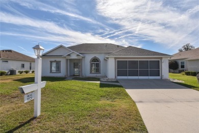 OPEN FLOOR PLAN!  Very desirable 3BD/2BA beautifully maintained on Ocala Palms Golf and Country Club in Florida - for sale on GolfHomes.com, golf home, golf lot